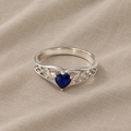 Herzförmiger Blauer Silberring