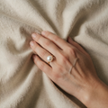 Duo Perle Verstellbarer Ring mit doppeltem Perlenmittelpunkt