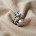 Besondere Zirkonring-Serie
