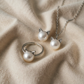 Schöne Perlenkette mit Ohrringen + Ring