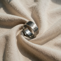 Hunde Ring aus rostfreiem Stahl – graviertes Design für Frauen