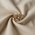 Fünfkantiger Ring mit tropfenförmigem Bouquet