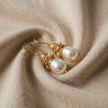 Goldene Draht Perlen-Vintage-Ohrringe