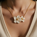 Goldene Perlenkette