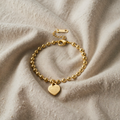 Henrika – Armband goldfarben mit Gravur-Herz