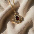 Goldkette mit Rubin
